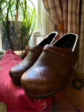Women’s Brown Leather Slip-On Clogs - Embossed Design